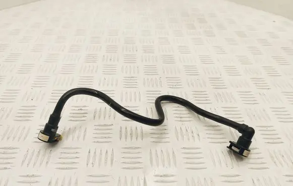 Opel Zafira C Fuel line pipe 13350020