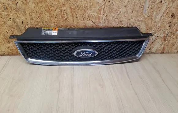 Ford Focus C-MAX Front grill 3M51R8138