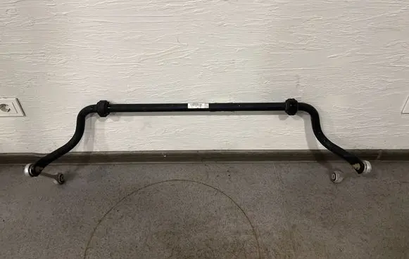 Audi Q7 4M Front anti-roll bar/sway bar 4m0411305a 4m0400045