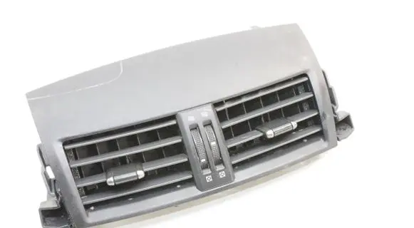Toyota RAV 4 (XA30) Dashboard air vent grill cover trim 5567042130