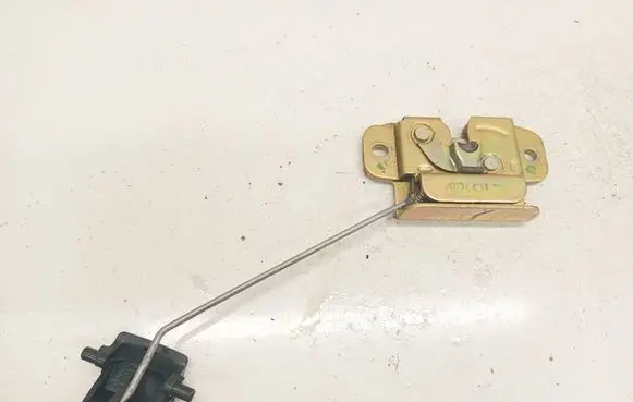 Opel Astra H Seat back rest lock catch 