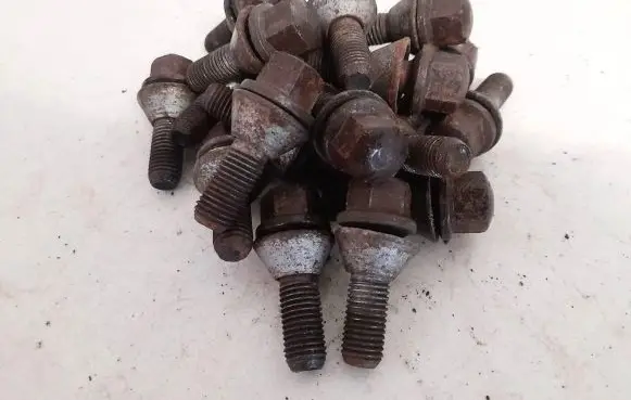 Saab 9-3 Ver2 Nuts/bolts 