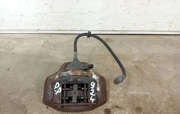 Porsche 924 Front brake caliper ZACISK924