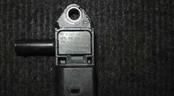 Audi A3 S3 8V Exhaust gas pressure sensor 04L906051B