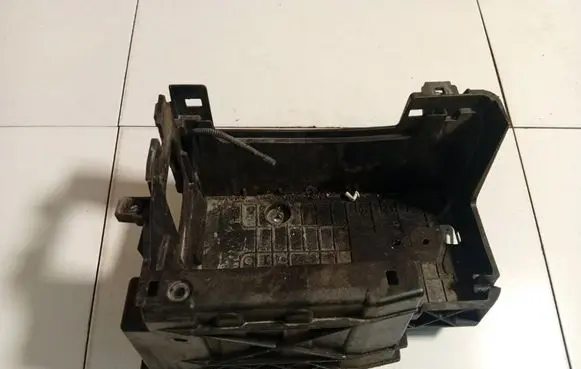 Renault Laguna III Battery box tray 244460001R