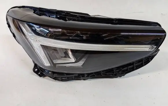 Volvo XC40 Headlight/headlamp 31655529