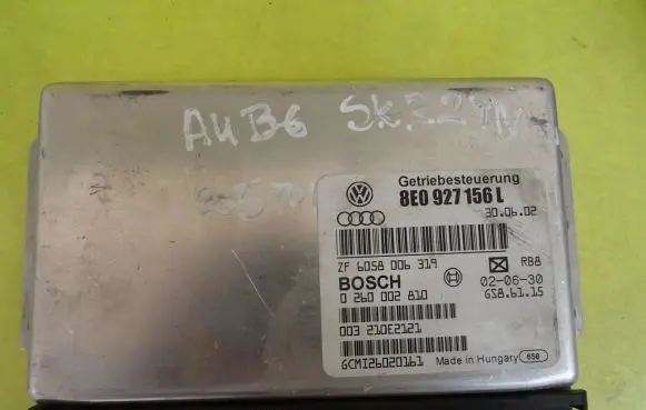 Audi A4 S4 B6 8E 8H Gearbox control unit/module 8E0927156L