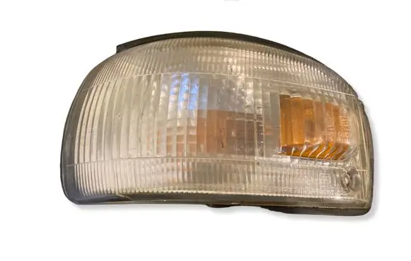 Hyundai H-100 Front indicator light 92301434