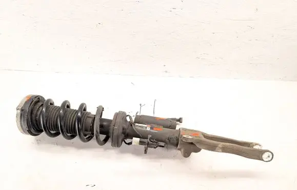 BMW 8 G15 Front shock absorber with coil spring 6878114