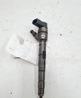 Audi A8 S8 D3 4E Fuel injector 057130277M 0445110158