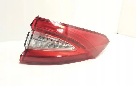 Maserati Levante Rear/tail lights 20670201
