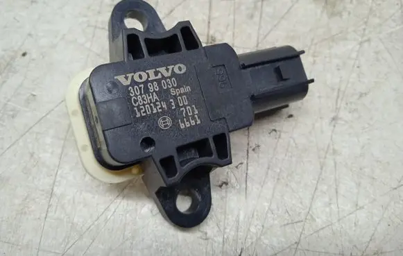 Volvo S60 Airbag deployment crash/impact sensor 30798030