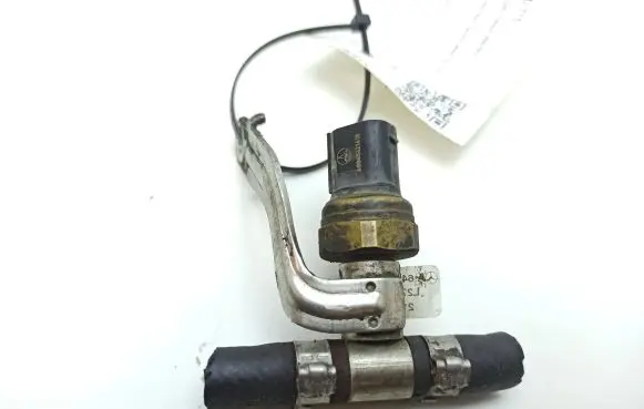 Mercedes-Benz Sprinter W906 Fuel pressure sensor A6420705681 A0045421618 L27100AB
