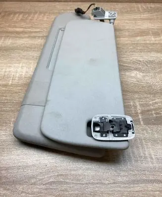 Volkswagen PASSAT B6 Sun visor 3C0857551