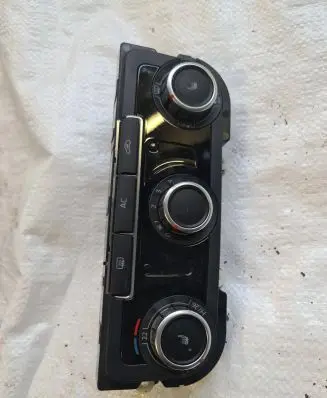 Volkswagen PASSAT B7 Climate control unit 3C8907336AC 5HB00975121