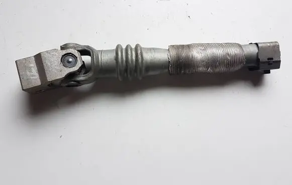 Mercedes-Benz C W204 Steering column universal joint A2044620278
