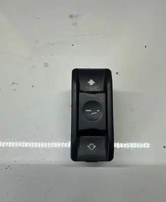 BMW 5 E60 E61 Sunroof switch 6907288 6131 03015010