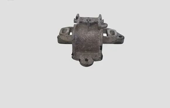 Peugeot 508 Engine mount bracket