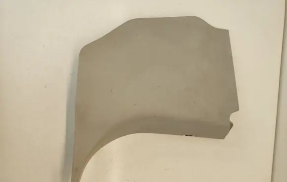 Foot area side trim