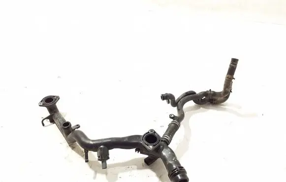 Porsche Panamera (970) Engine coolant pipe/hose 06E121045AK