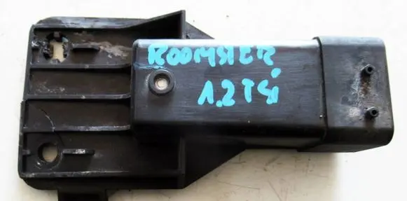 Skoda Roomster (5J) Coolant fan relay 5J0919506 260612 HW05H006