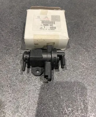 Peugeot 607 Turbo solenoid valve 3024363 1628HC