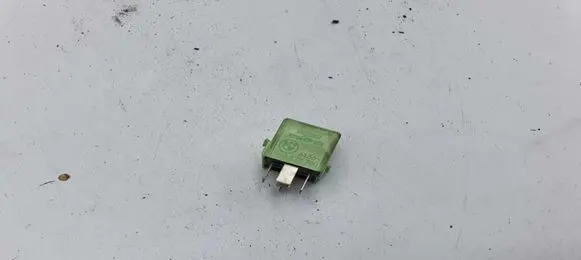 BMW 7 E65 E66 Other relay 61368373700 8373700