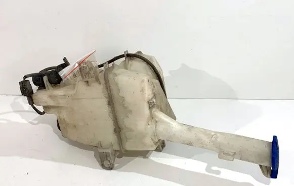 KIA Optima Windshield washer fluid reservoir/tank 986102T500