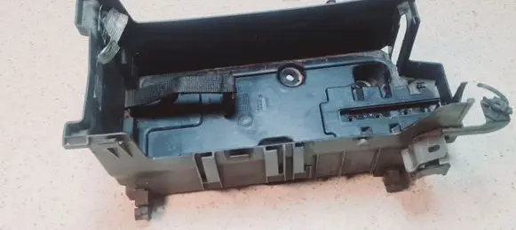 Opel Insignia A Battery tray 13255614 ASM13330951 ASM13330952