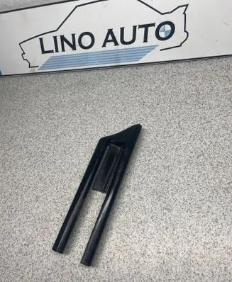 BMW 7 E65 E66 Front passenger seat rail trim 7007703