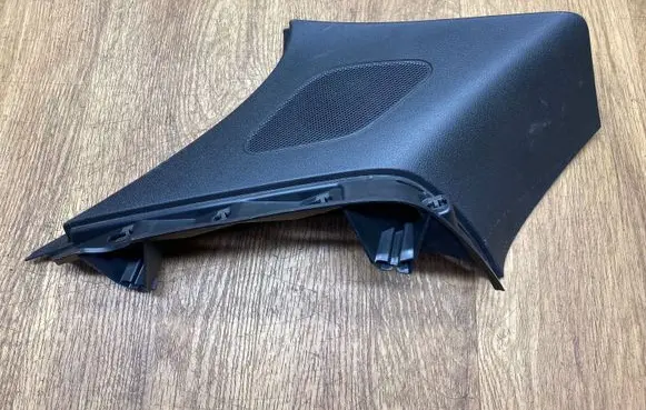 Porsche Macan (95B) (C) pillar trim 95B867245