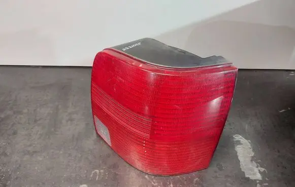Volkswagen PASSAT B5 Rear/tail lights 3B9945112F