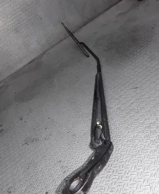 Ford Fiesta Windshield/front glass wiper blade 17526
