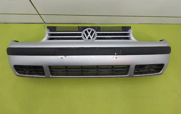 Volkswagen Golf IV Front bumper LA7W