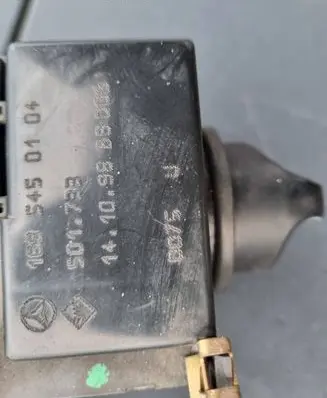 Mercedes-Benz A W169 Light switch 1695450104 501733 1109888003