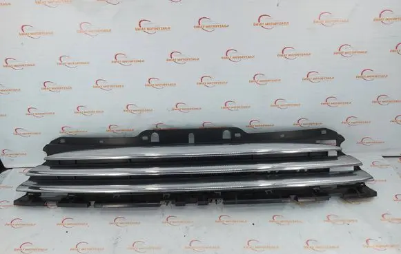 Mini One - Cooper Coupe R56 Front grill 16084400