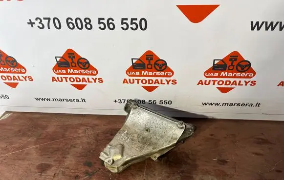 BMW X5 E70 Engine mounting bracket 6790022 58091210