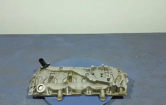 BMW M4 F82 F83 Oil sump 8090917