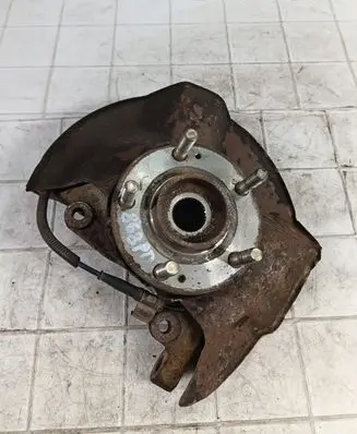Hyundai Santa Fe Front wheel hub