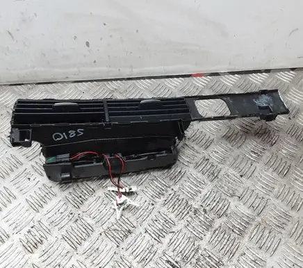 Audi A6 S6 C6 4F Dash center air vent grill 4F2820951