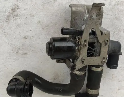 BMW X4 F26 Coolant heater control valve 1147412 8573717 8514441
