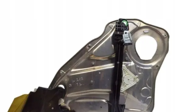 Mercedes-Benz E W212 Front door electric window regulator 