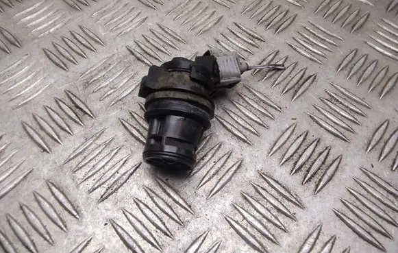 Mazda 3 I Windscreen/windshield washer pump 8603109120