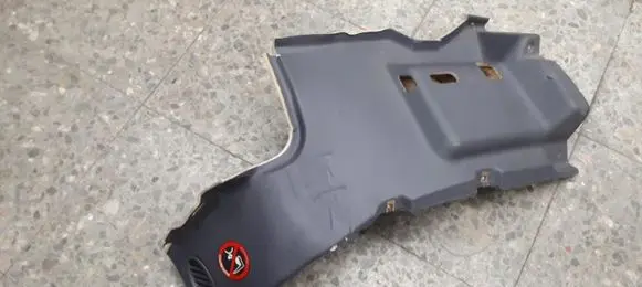 Mercedes-Benz A W168 Air filter box cover 