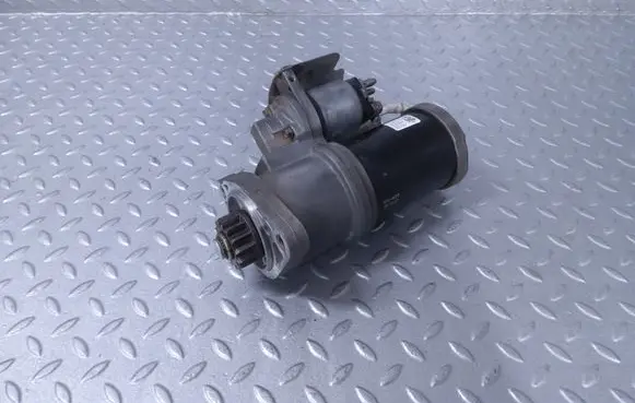 Land Rover Defender Starter motor KPLA11001BC LR121192