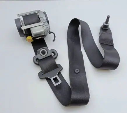 Mercedes-Benz A W169 Front seatbelt