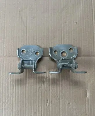 Subaru Outback (BS) Front door hinge set 60079AL01A 60079AL01B 60079AG01B