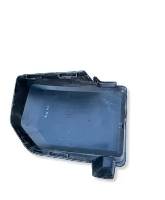 Volvo V70 Air filter box cover 30680265 8087082 MA15