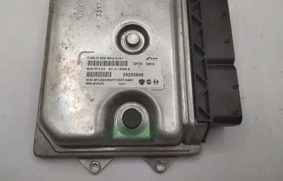 Fiat Doblo Engine control unit/module 55255948 BC0118966A B882HACN