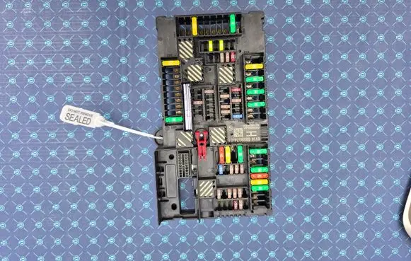 BMW X3 G01 Fuse module 6828074